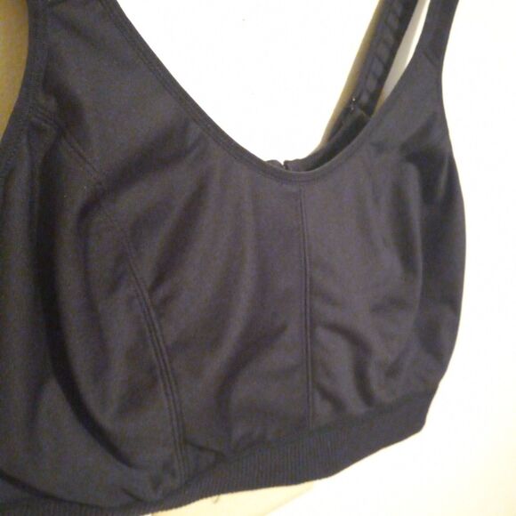 LIVI Active Wireless Sports Bra-Size 40DDD-Adjustable Strap-Convertible-Mesh Bac - Picture 8 of 12